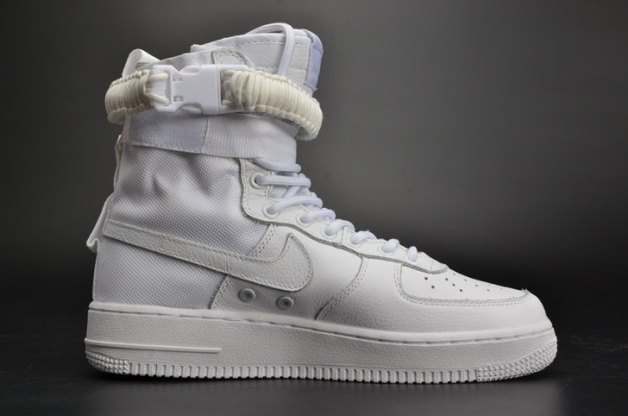 nike wmns sf force 1 “triple white” 903270 100
