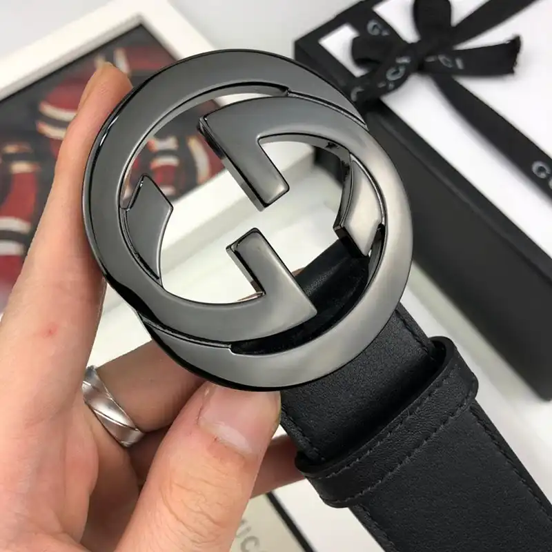 G*u*i s belte 1907bl0046