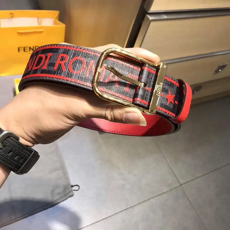 Fendi s Belte 1907BL0061