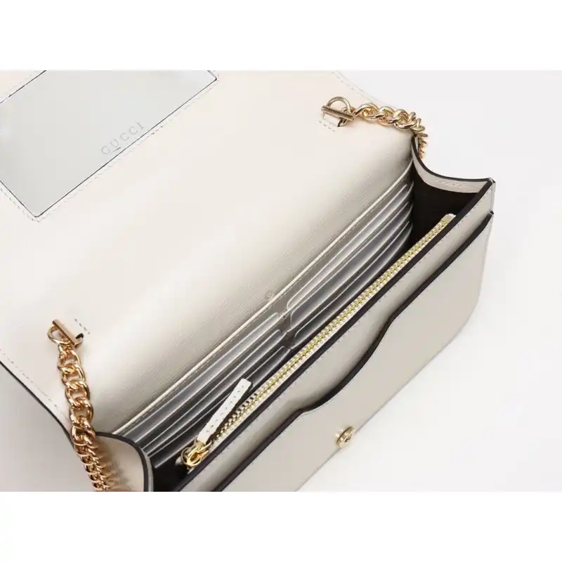 G*u*i bags 19b57b0015