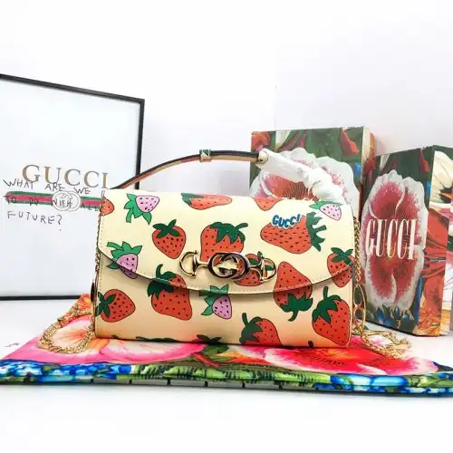G*u*i bags 19b57b0022