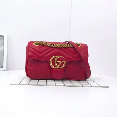 G*u*i bags 19b57g0010