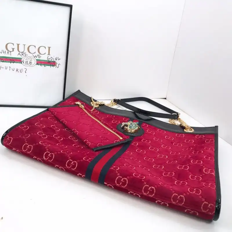 G*u*i bags 19b57g0030