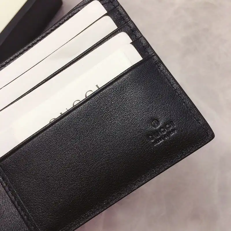 G*u*i bags 208b570049