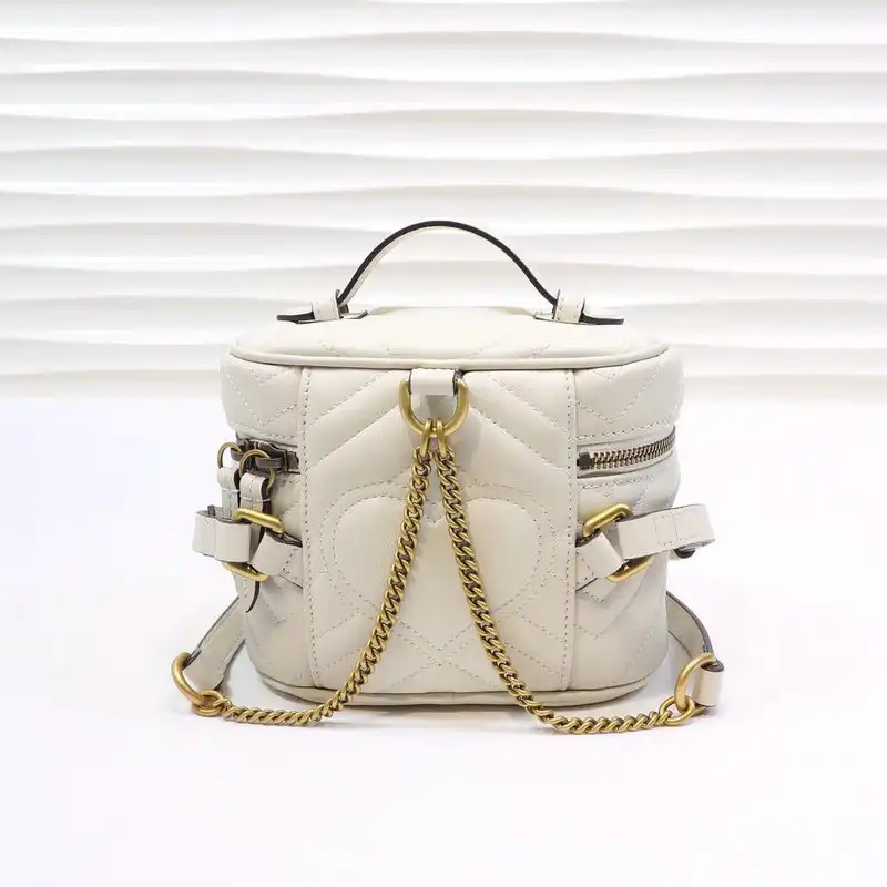 G*u*i bags 20b570244