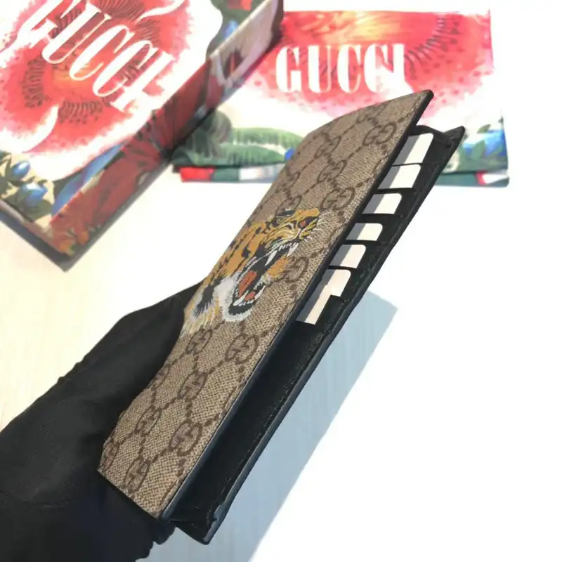 G*u*i bags 20guc0069