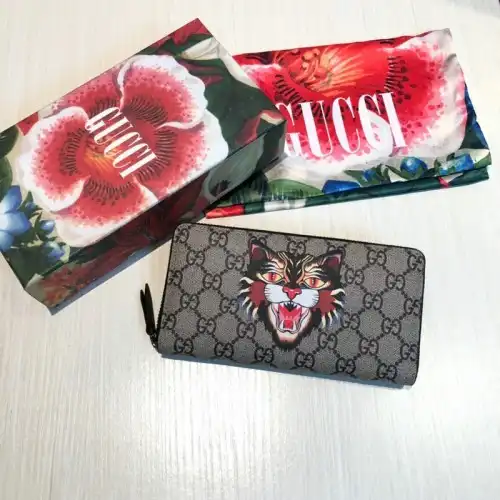 G*u*i bags 20guc0073