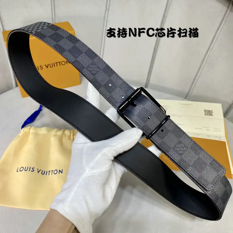 LV Belts 2102SH0048