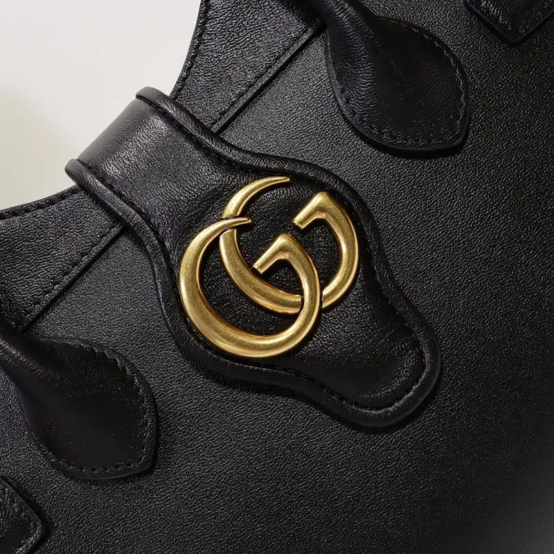 G*u*i s bags 2108dj0031