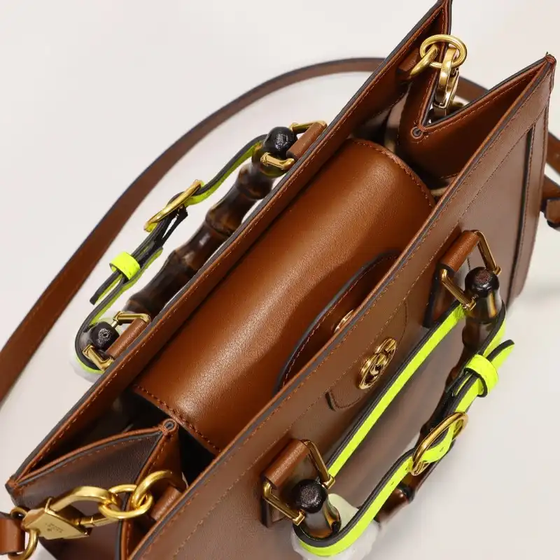 G*u*i s bags 2108dj0081