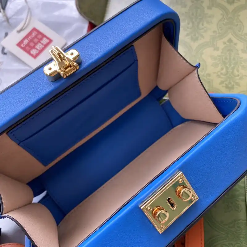 G*u*i s bags 2108ya0097