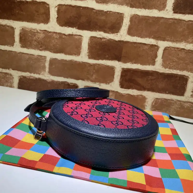 G*u*i bag 2109ya0100