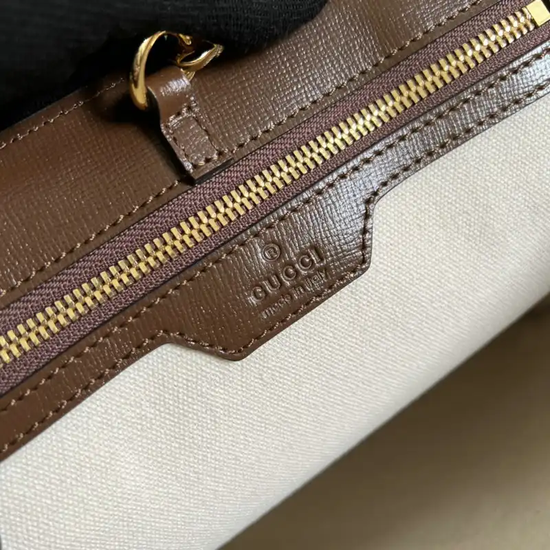 G*u*i bag 2112ya0010