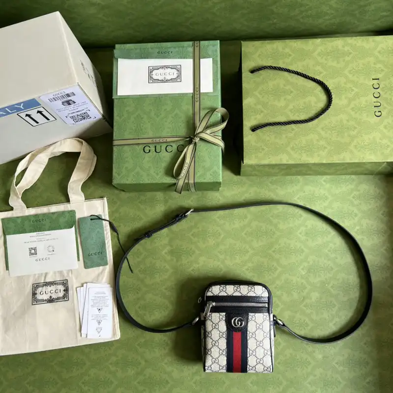 G*u*i bag 2204ya0065