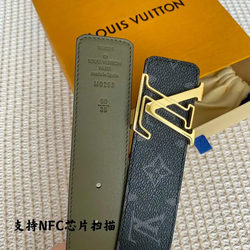 LV Belts 2207XF0091