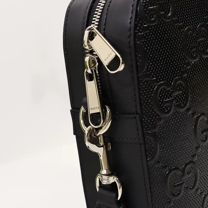 G*u*i bag 2306ya0051