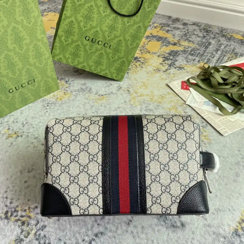 G*u*i bags 2312ya0094