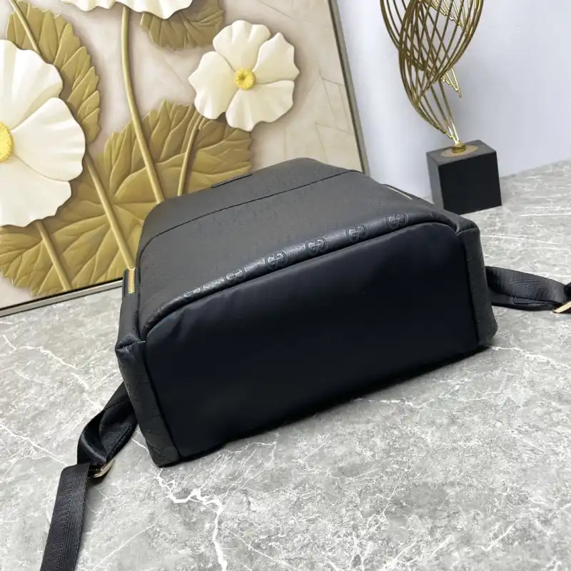 G*u*i bags 2406ya0155