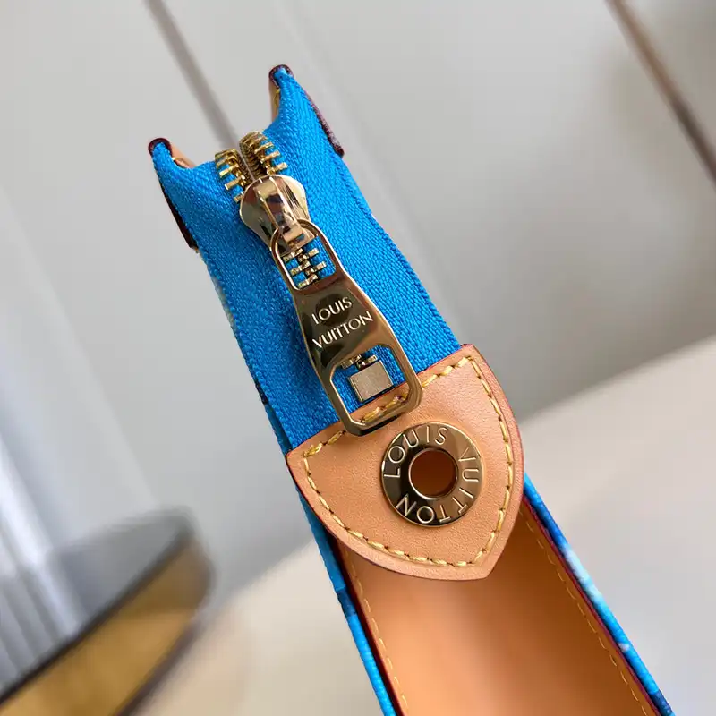 G*u*i bags 2407ya0021