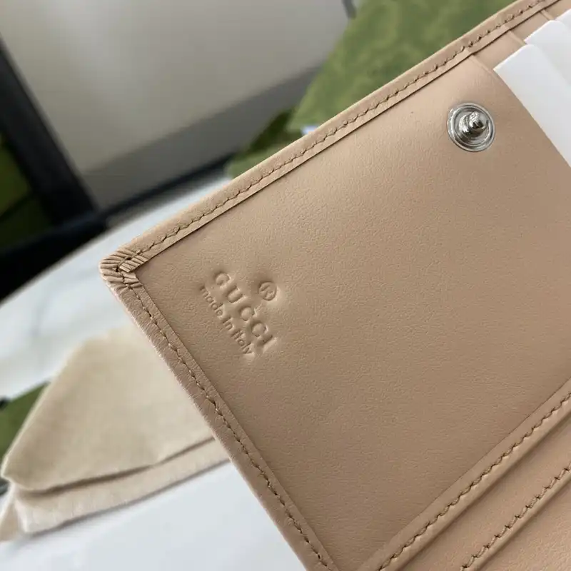 G*u*i bags 2407yz0259