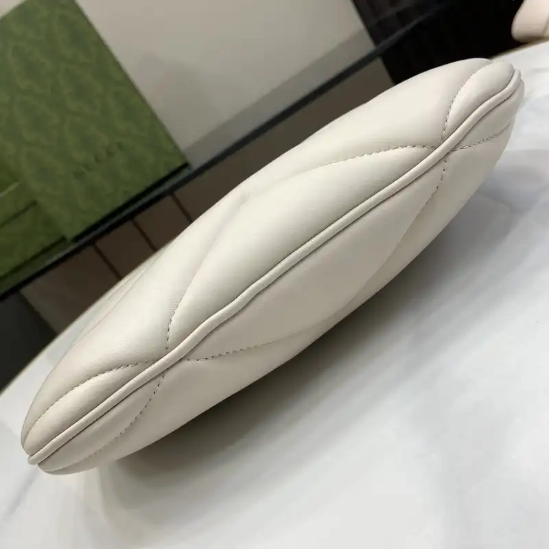 G*u*i bags 2407yz0269