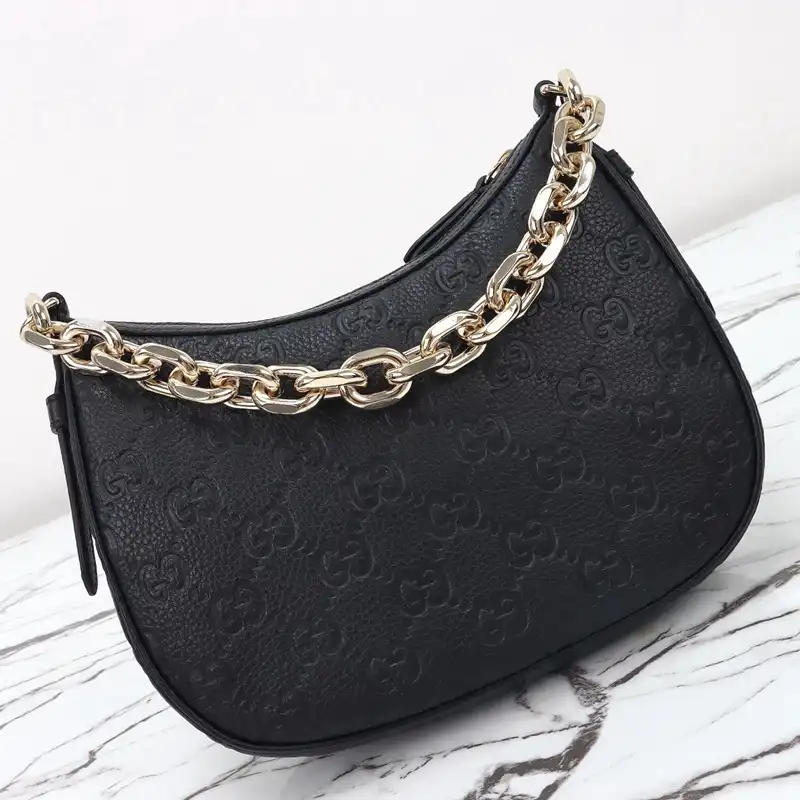 G*u*i bags 2410ya0193