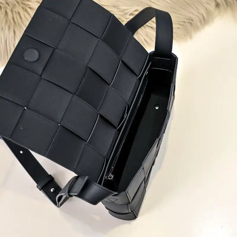 Bottega Veneta Bags 2411YA0128