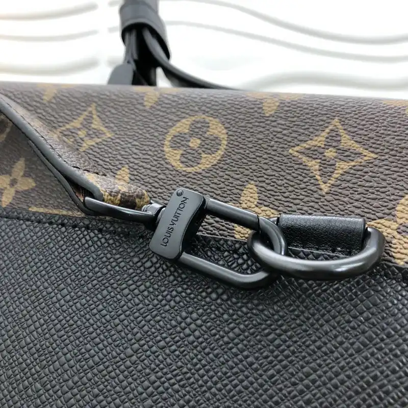 LV Bags 2012SH0054