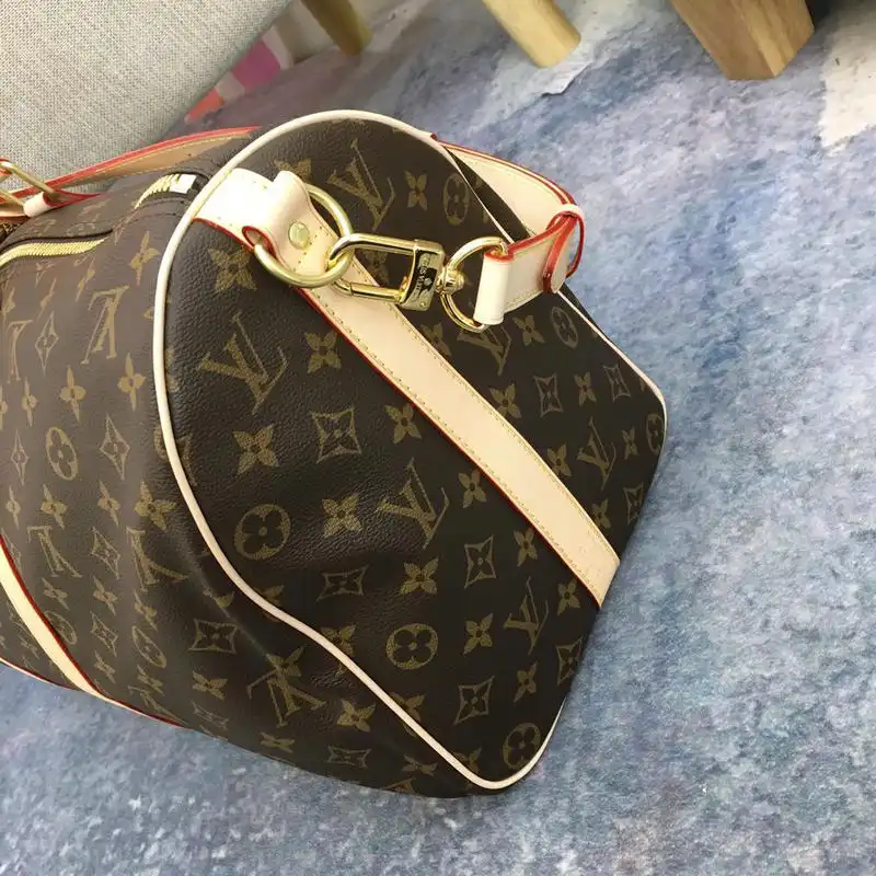 LV Bags 19T1L0432