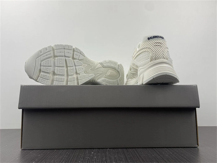 BLCG Phantom White  678869 W2E92 OdorResistant 4452