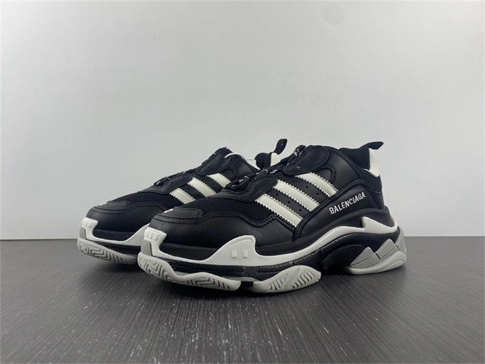 Comfortable BLCG TRIPLE S SNEAKER 710021 W3RN3 4479