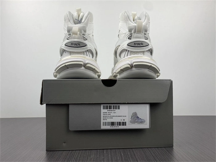 BLCG Track Hike White White Black 654867 W3CP3 GoAnywhere 4428