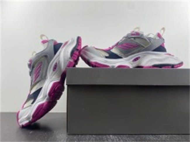 TechFriendly Balenciaga 11CARGO 784341 W2MV6 4351