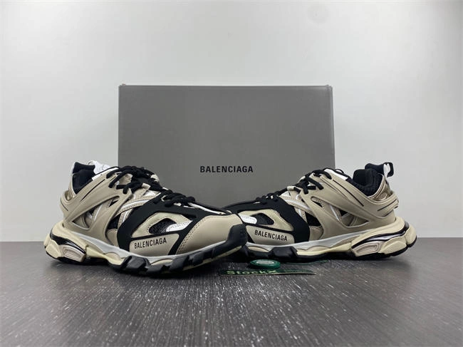 Balenciaga 542023 W3AC4 Sophisticated 4323
