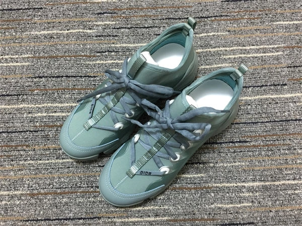 DR  Sneakers EyeCatching 1335