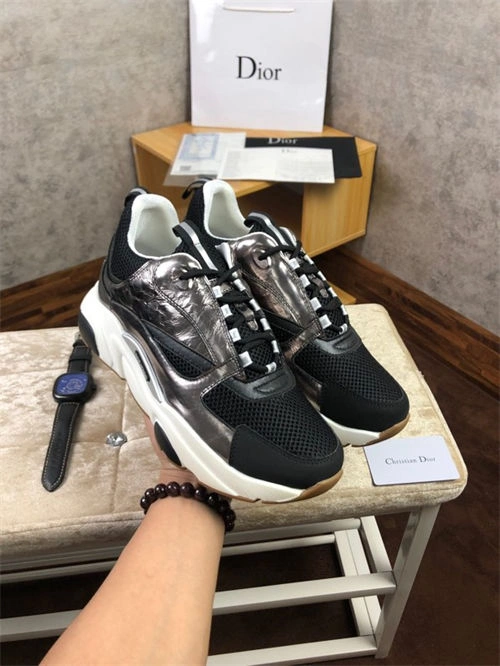 Vibrant DR Sneaker 1121