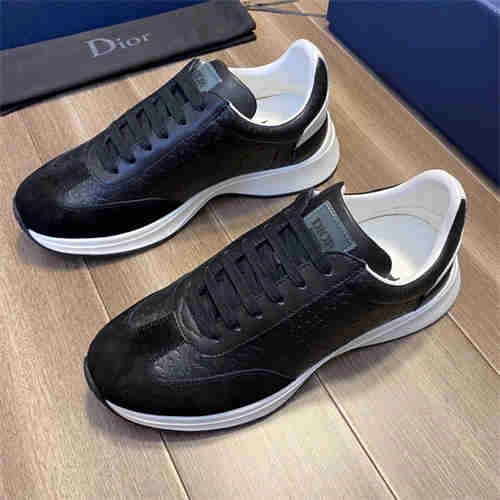 Sophisticated DR Sneaker 1129