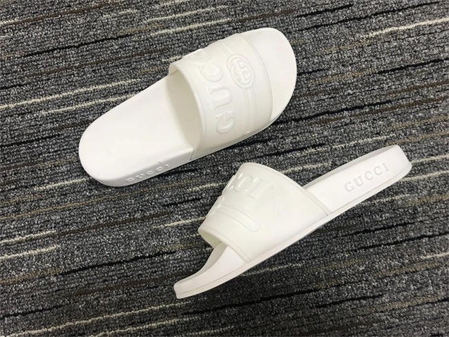 G*u*i slide unisex 441