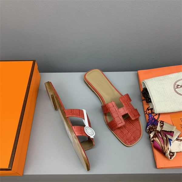 H Slipper Refined 2328