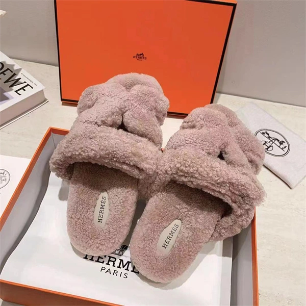 Efficient H Slipper 2380