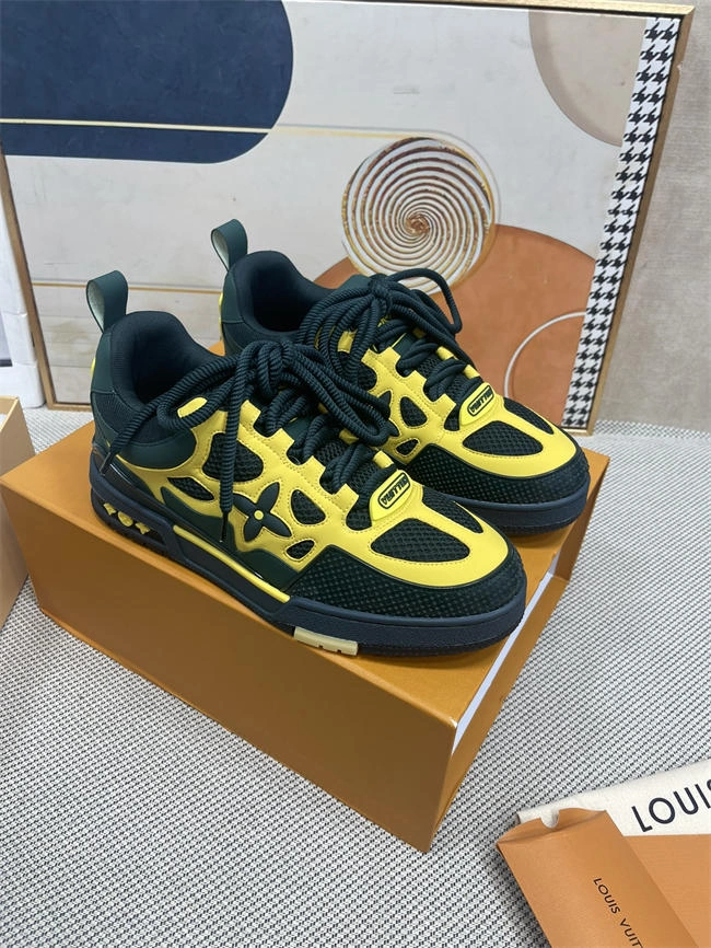 Lv Trainer Sneaker Vibrant 2027