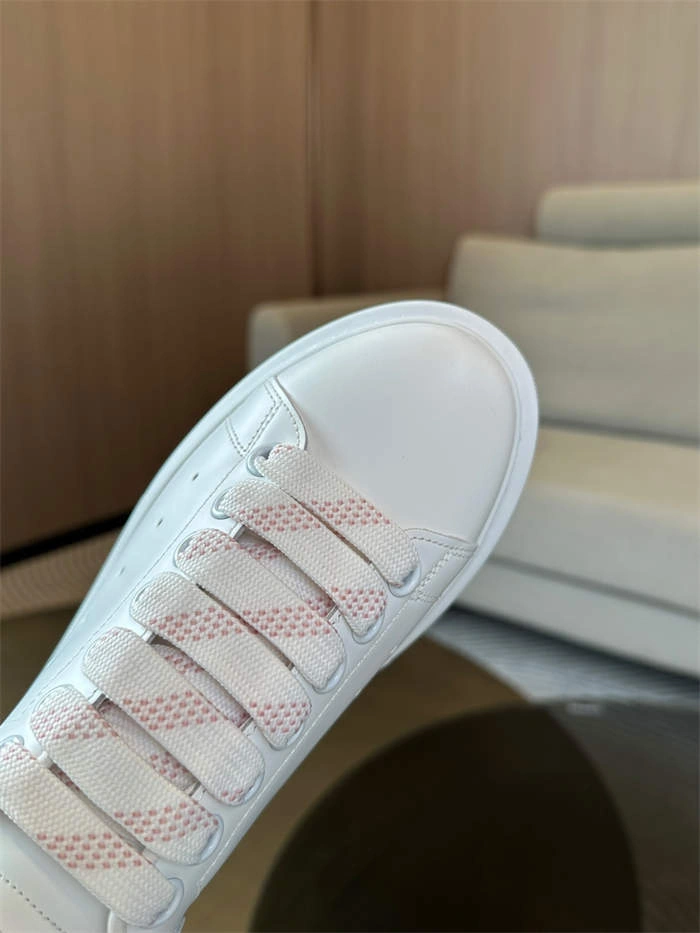 Mc Queen GoAnywhere 2543