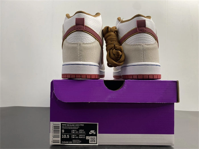 RelaxedFit Nike SB Dunk High Sail  Crimson CV9499- 4860