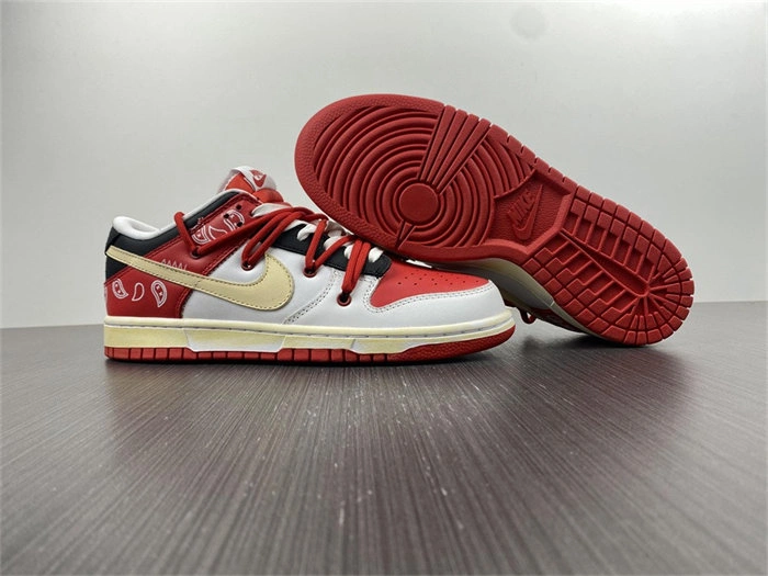 RelaxedFit Nike SB Dunk Low UNIVERSITY RED DD1391- 4815