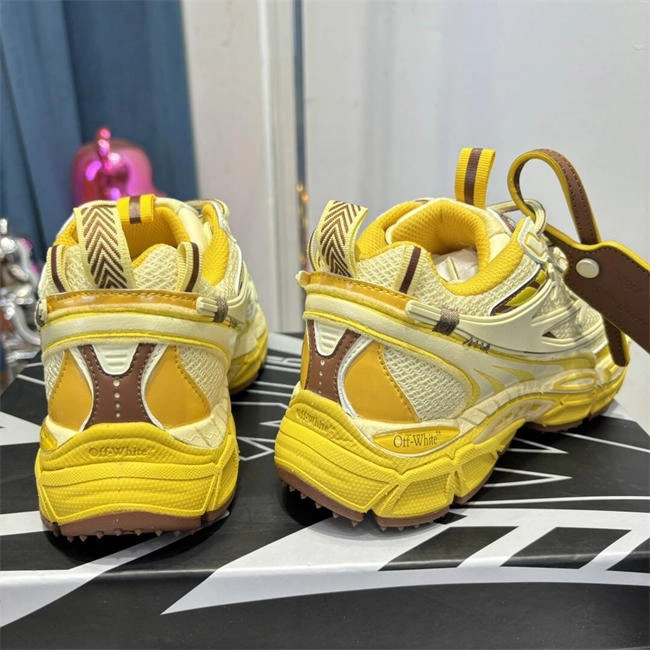 EasyCare OFF-WHITE Be Right Back 3155