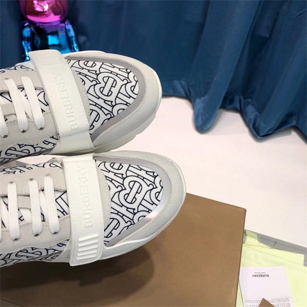 StreetReady bvrberry  MJ 2639