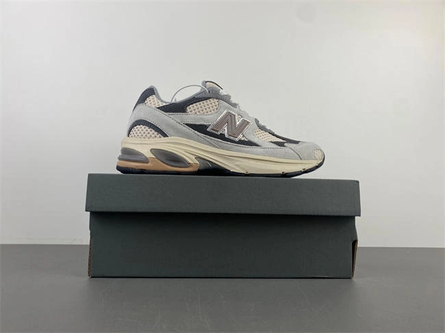 new balance NB M2010GRY Bold 5831